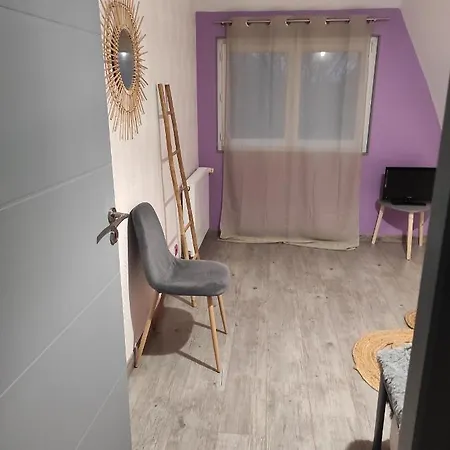 Couette-café Et Spacieuse Familiale Sansac-de-Marmiesse